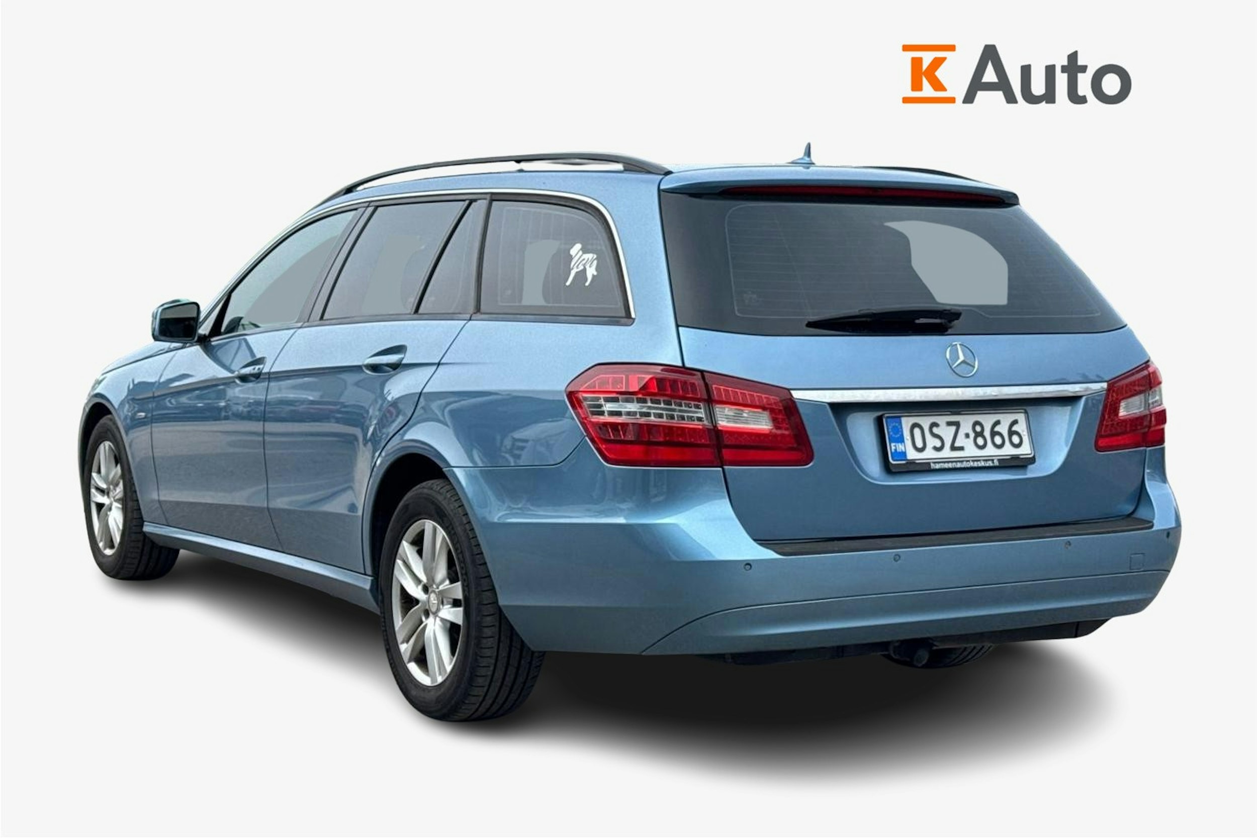 sininen Mercedes-Benz E 2010 kuva 2.