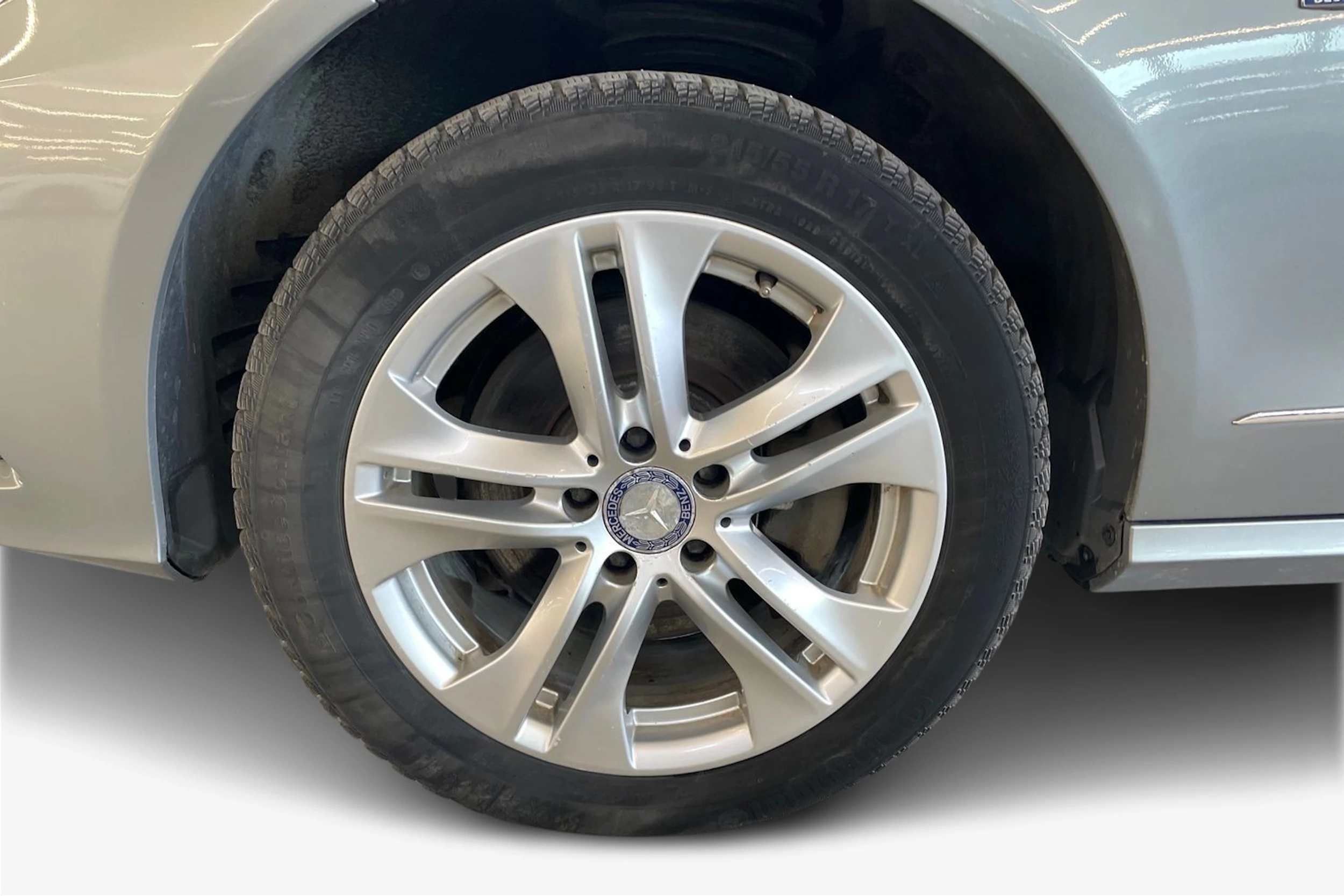 Harmaa Mercedes-Benz E 2010 kuva 9.