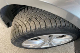 Harmaa Mercedes-Benz E 2010 kuva 12.