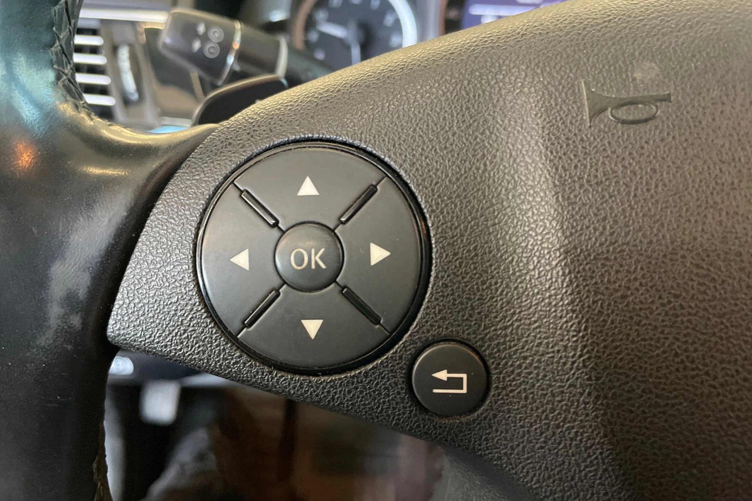 Harmaa Mercedes-Benz E 2010 kuva 16.