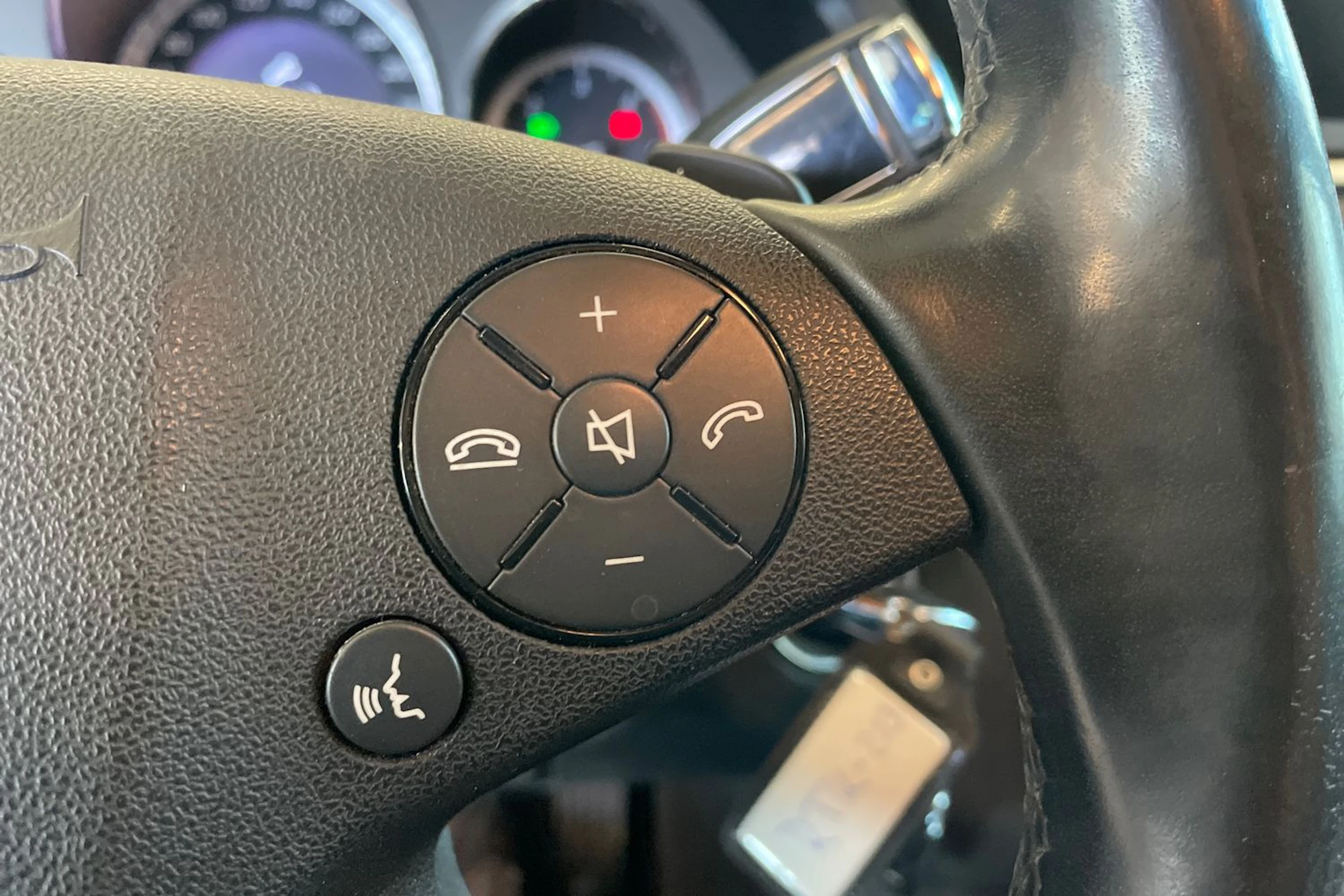 Harmaa Mercedes-Benz E 2010 kuva 17.