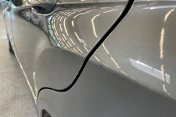 Harmaa Mercedes-Benz E 2010 kuva 30.