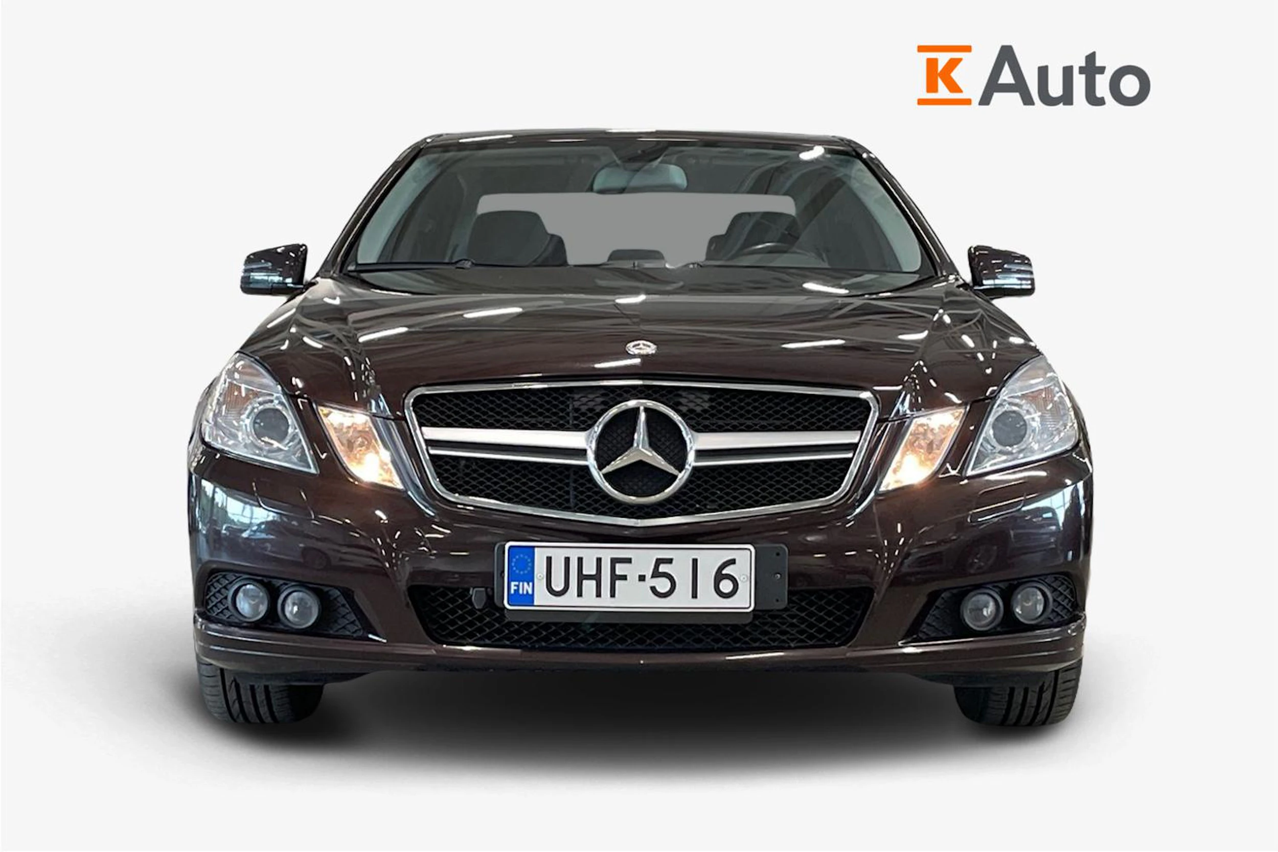 ruskea (beige) Mercedes-Benz E 2010 kuva 4.
