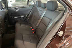 ruskea (beige) Mercedes-Benz E 2010 kuva 11.