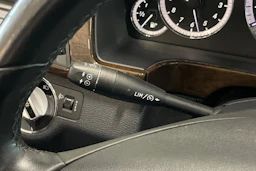ruskea (beige) Mercedes-Benz E 2010 kuva 16.