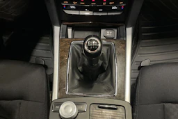 ruskea (beige) Mercedes-Benz E 2010 kuva 20.