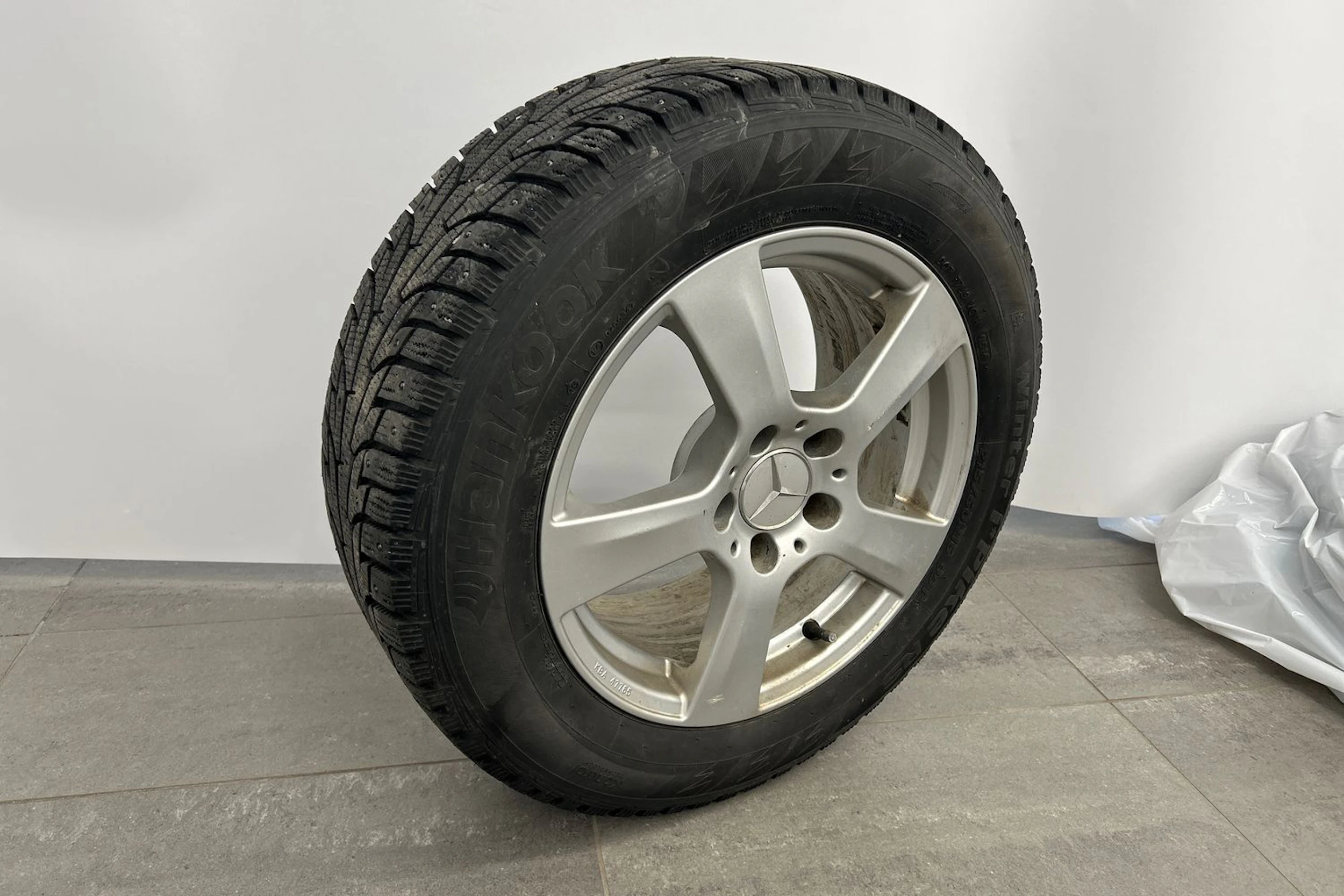 valkoinen Mercedes-Benz E 2010 kuva 10.