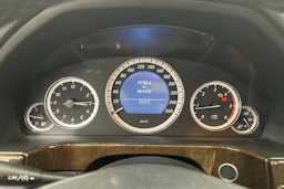 valkoinen Mercedes-Benz E 2010 kuva 11.