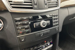 valkoinen Mercedes-Benz E 2010 kuva 16.