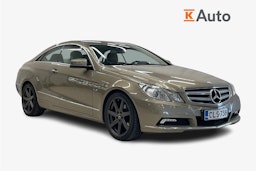 beige Mercedes-Benz E 2011 kuva 4.