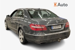 harmaa Mercedes-Benz E 2011 kuva 2.