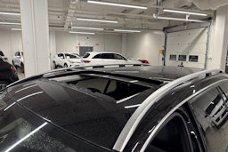 Harmaa Mercedes-Benz E 2011 kuva 26.