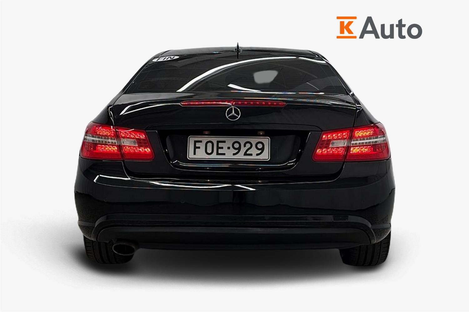 Mercedes-Benz E 220 CDI BE Coupé AMG 2011, bild 3/26