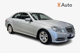 harmaa Mercedes-Benz E 2011 kuva 1.