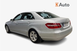 harmaa Mercedes-Benz E 2011 kuva 2.