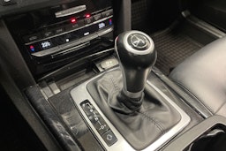harmaa Mercedes-Benz E 2011 kuva 19.