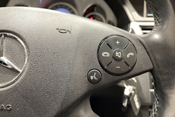 harmaa Mercedes-Benz E 2011 kuva 24.