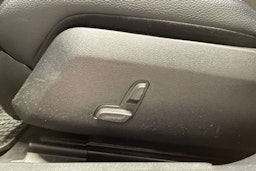 harmaa Mercedes-Benz E 2011 kuva 26.