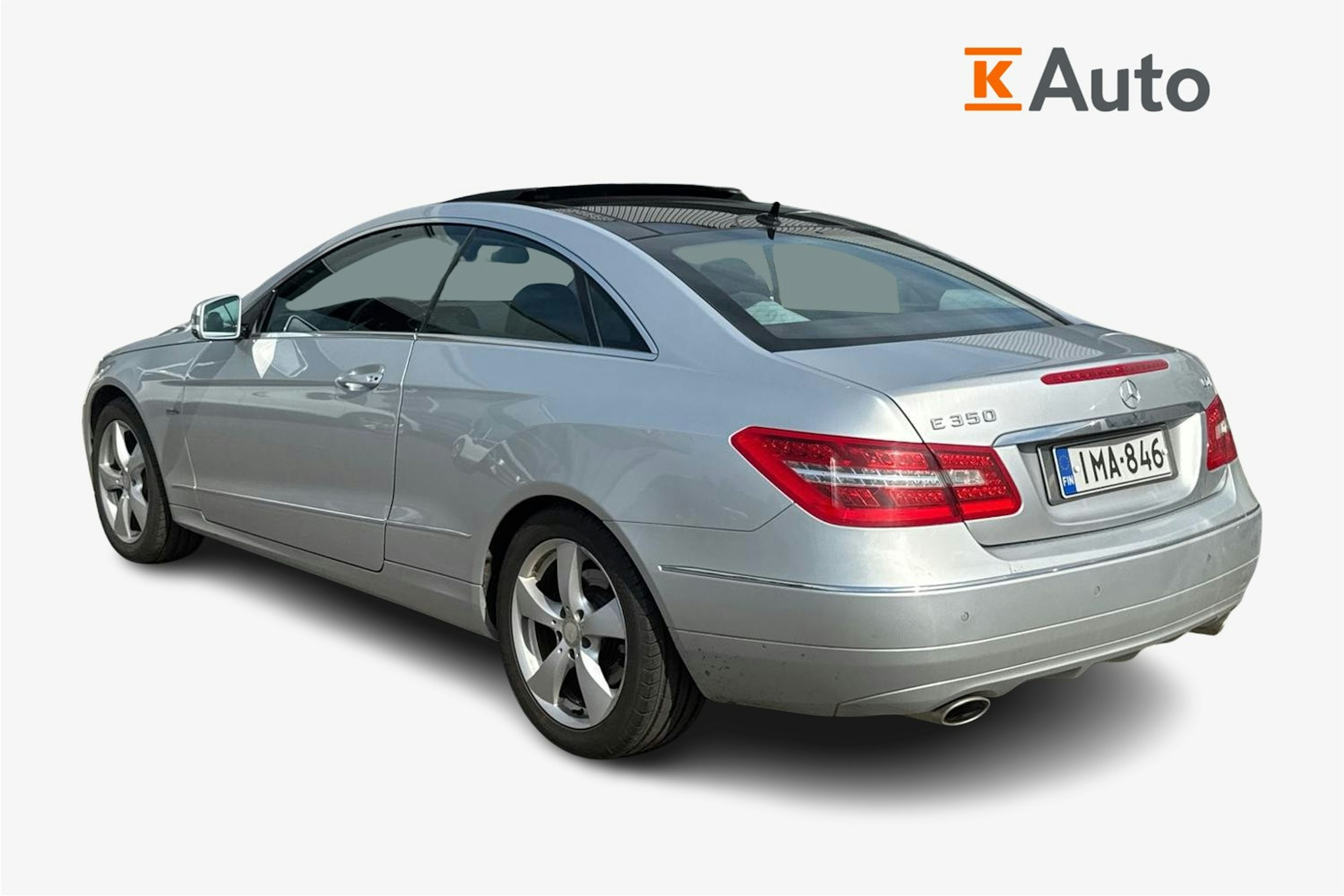 hopea Mercedes-Benz E 2011 kuva 2.