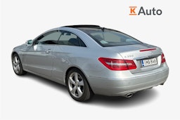 hopea Mercedes-Benz E 2011 kuva 2.