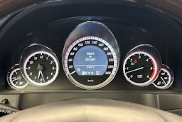 hopea Mercedes-Benz E 2011 kuva 15.