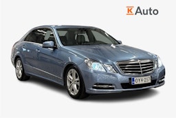 sininen Mercedes-Benz E 2011 kuva 1.
