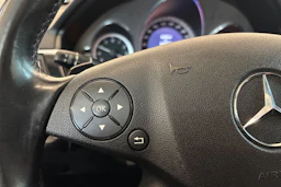 Harmaa Mercedes-Benz E 2011 kuva 12.