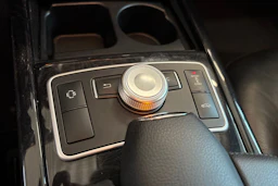 Harmaa Mercedes-Benz E 2011 kuva 20.