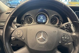 harmaa Mercedes-Benz E 2011 kuva 14.