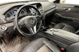 ruskea (beige) Mercedes-Benz E 2012 kuva 3.