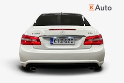 valkoinen Mercedes-Benz E 2012 kuva 3.