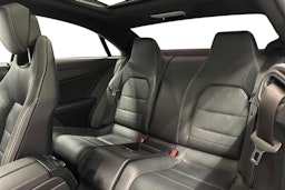 valkoinen Mercedes-Benz E 2012 kuva 8.