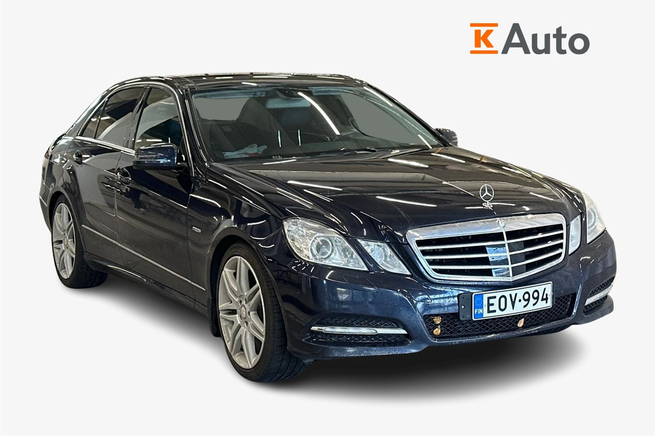 sininen Mercedes-Benz E 2012 kuva 1.
