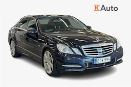 sininen Mercedes-Benz E 2012 kuva 1.