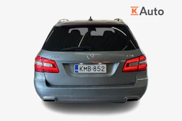 Harmaa Mercedes-Benz E 2012 kuva 3.