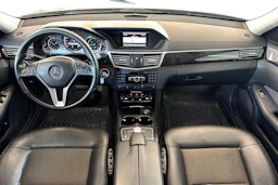 Harmaa Mercedes-Benz E 2012 kuva 7.