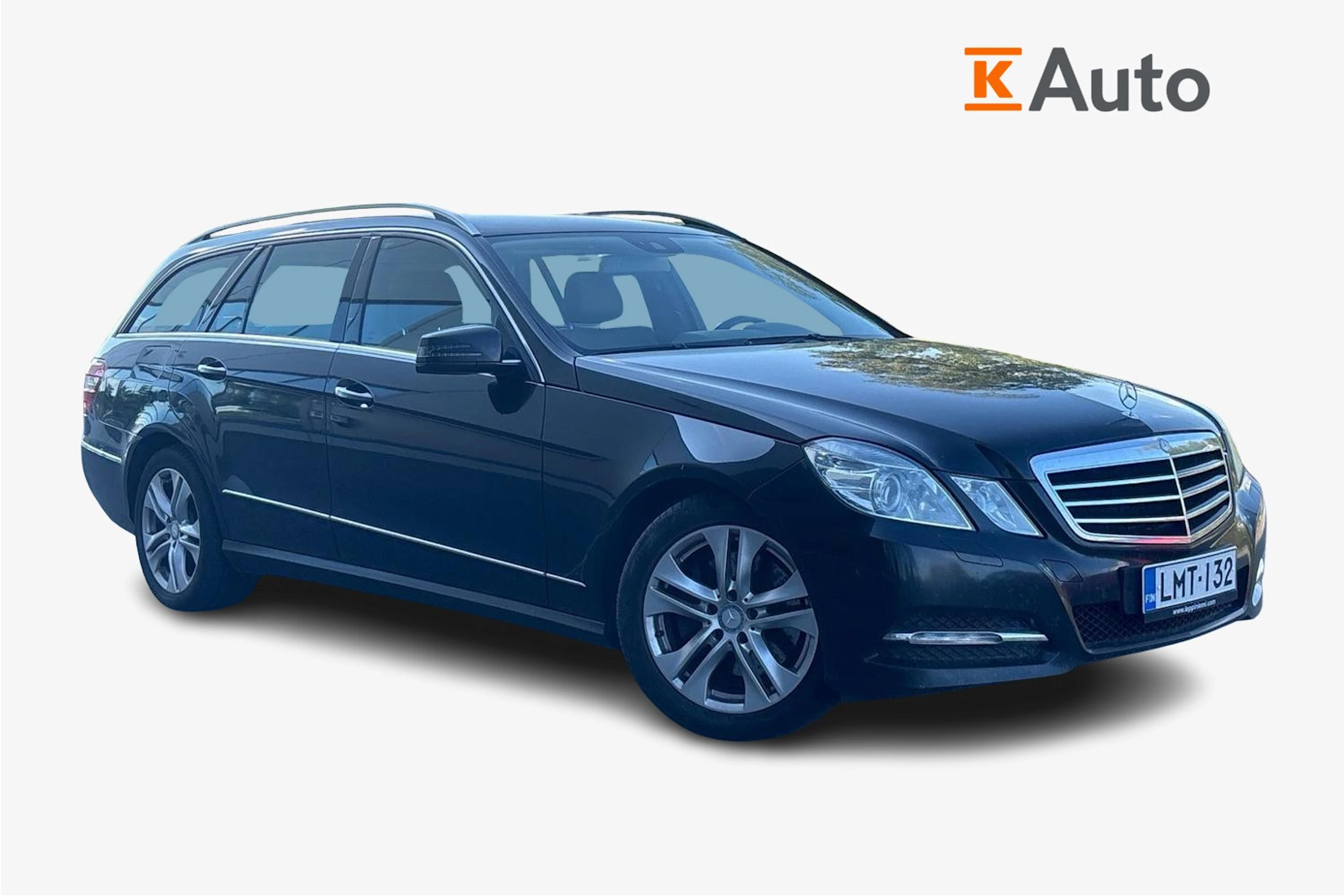 musta Mercedes-Benz E 2012 kuva 1.