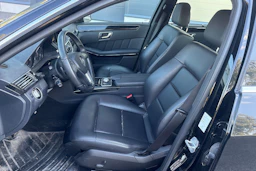 musta Mercedes-Benz E 2012 kuva 4.