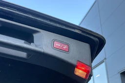 musta Mercedes-Benz E 2012 kuva 6.