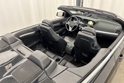 Musta Mercedes-Benz E 2012 kuva 25.