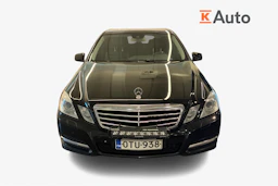 Musta Mercedes-Benz E 2012 kuva 4.
