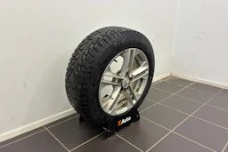Musta Mercedes-Benz E 2012 kuva 10.