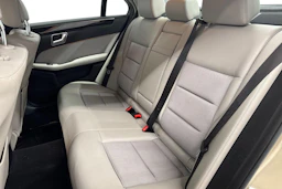 ruskea (beige) Mercedes-Benz E 2012 kuva 8.