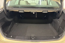 ruskea (beige) Mercedes-Benz E 2012 kuva 18.