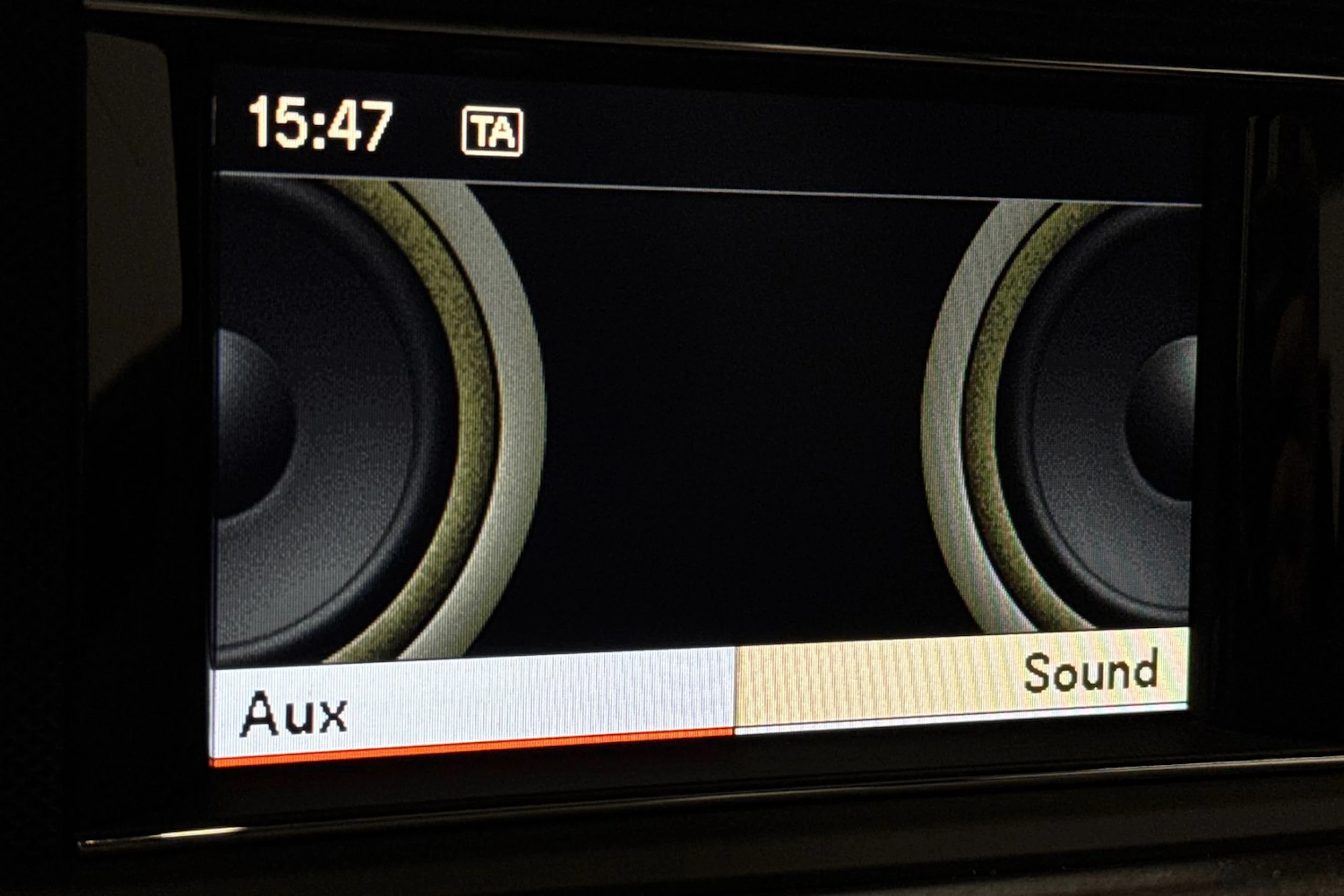 ruskea (beige) Mercedes-Benz E 2012 kuva 26.