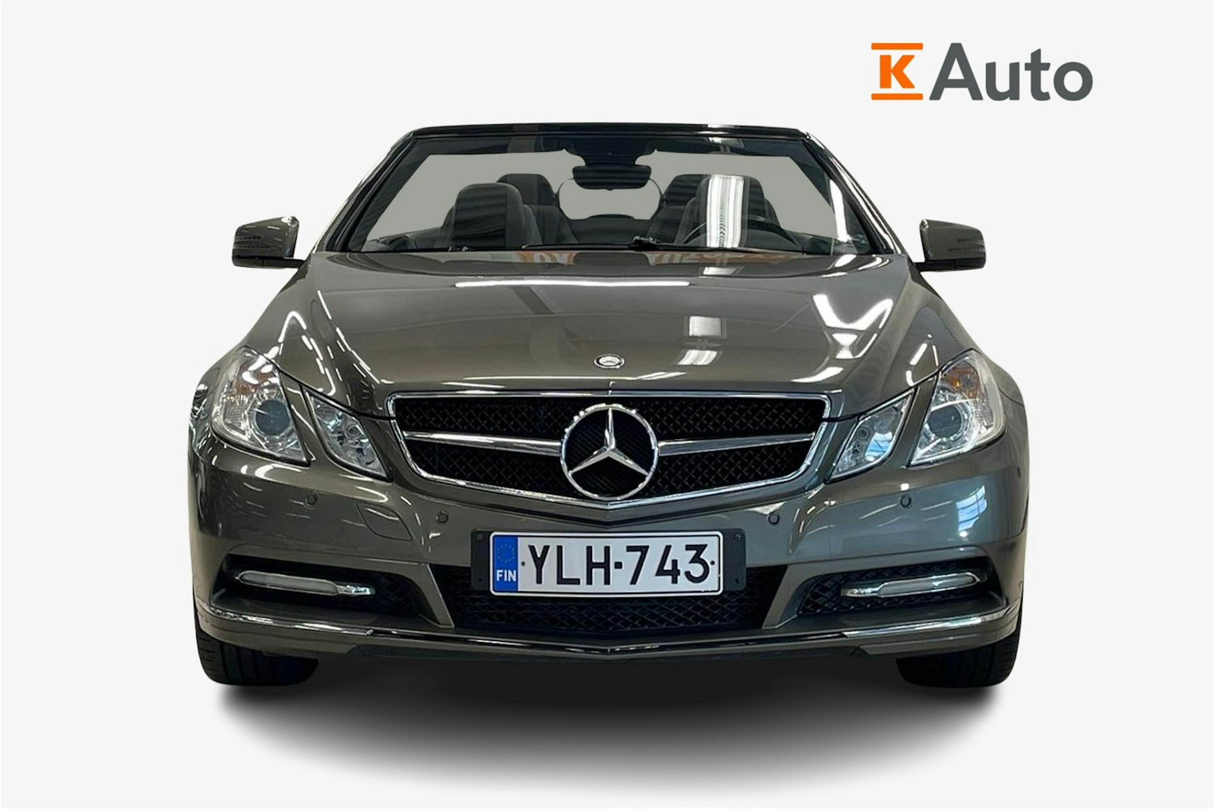 Harmaa Mercedes-Benz E 2012 kuva 4.