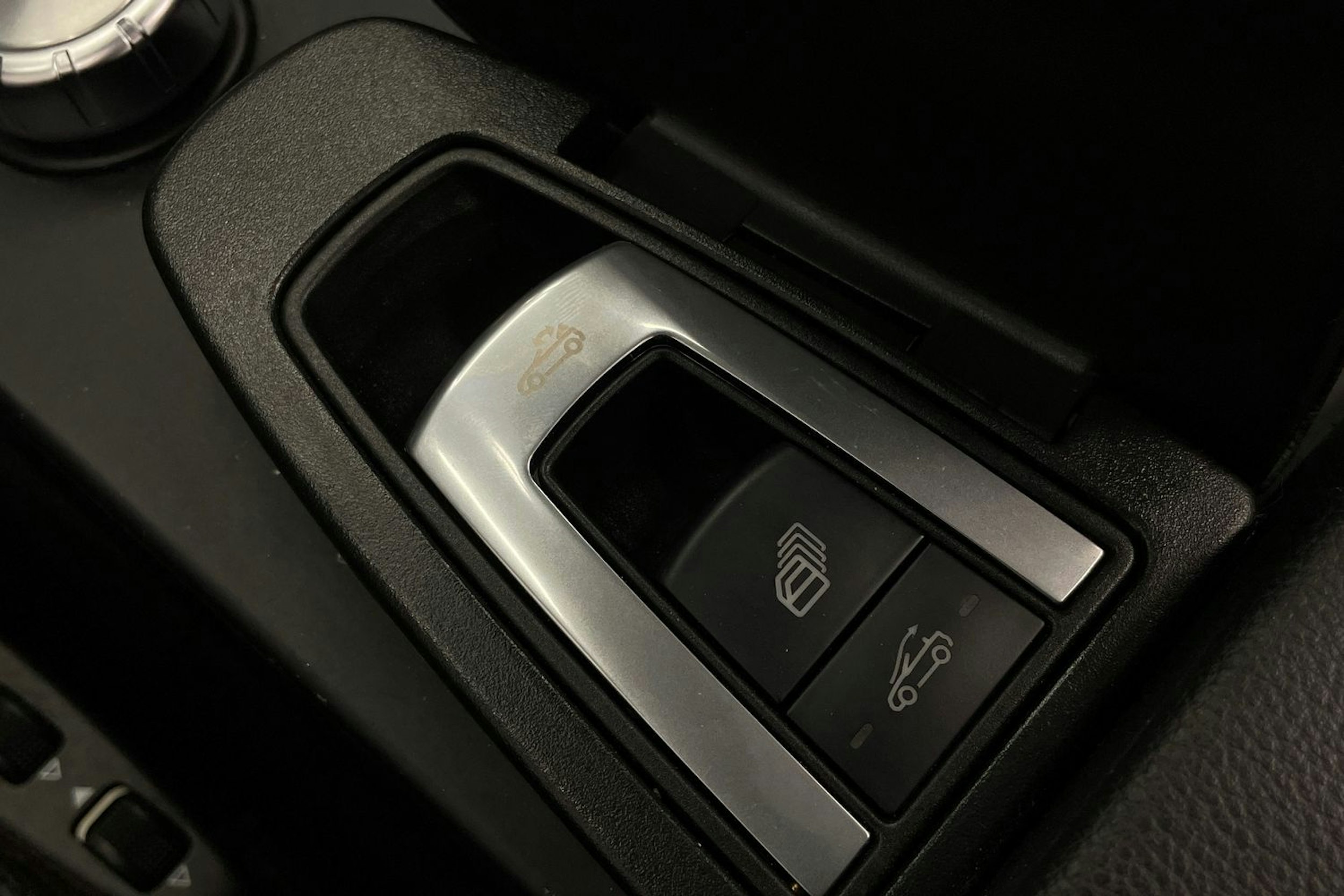 Harmaa Mercedes-Benz E 2012 kuva 21.