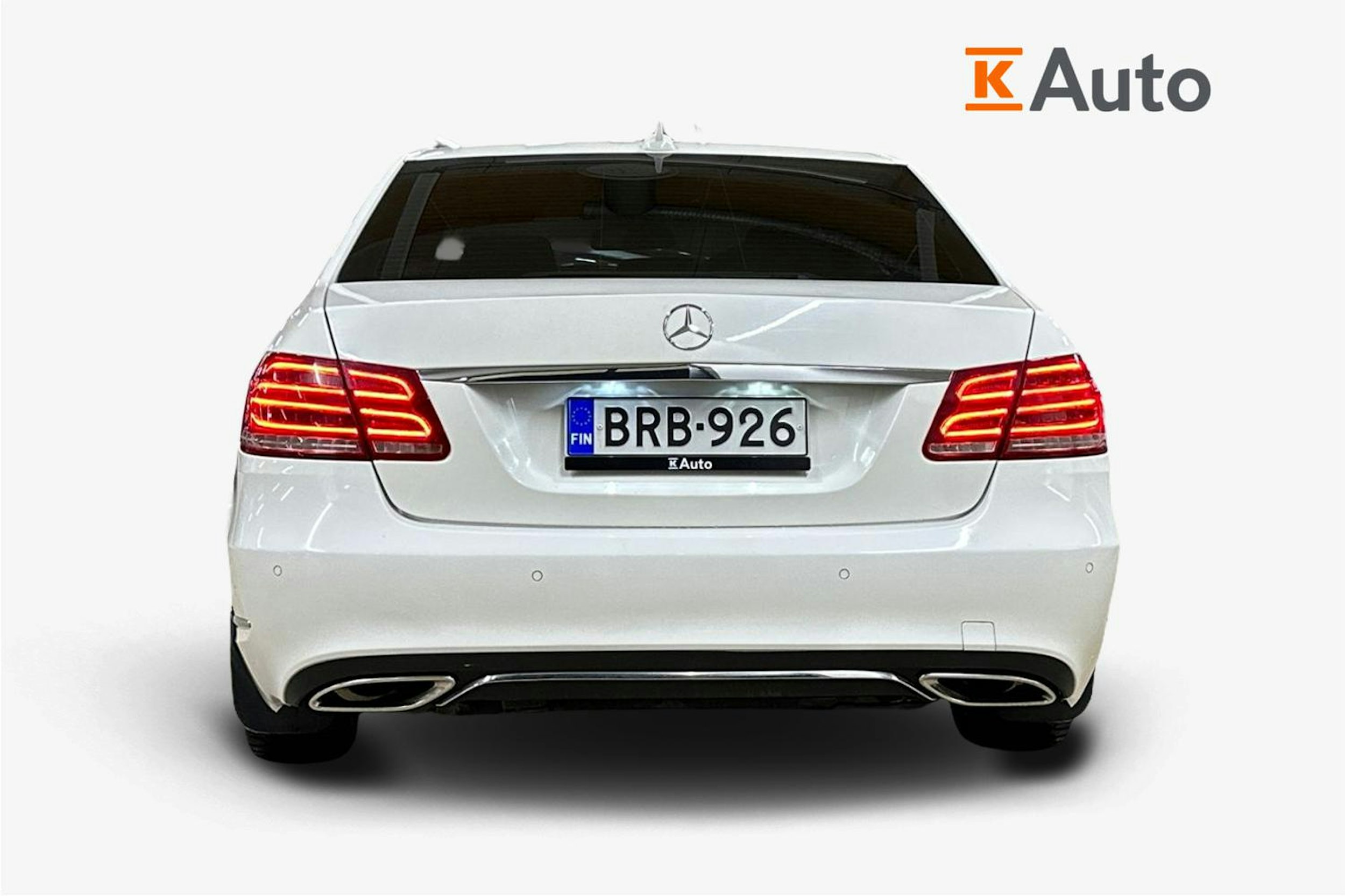 valkoinen Mercedes-Benz E 2013 kuva 3.