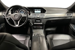 valkoinen Mercedes-Benz E 2013 kuva 9.