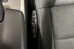 valkoinen Mercedes-Benz E 2013 kuva 22.